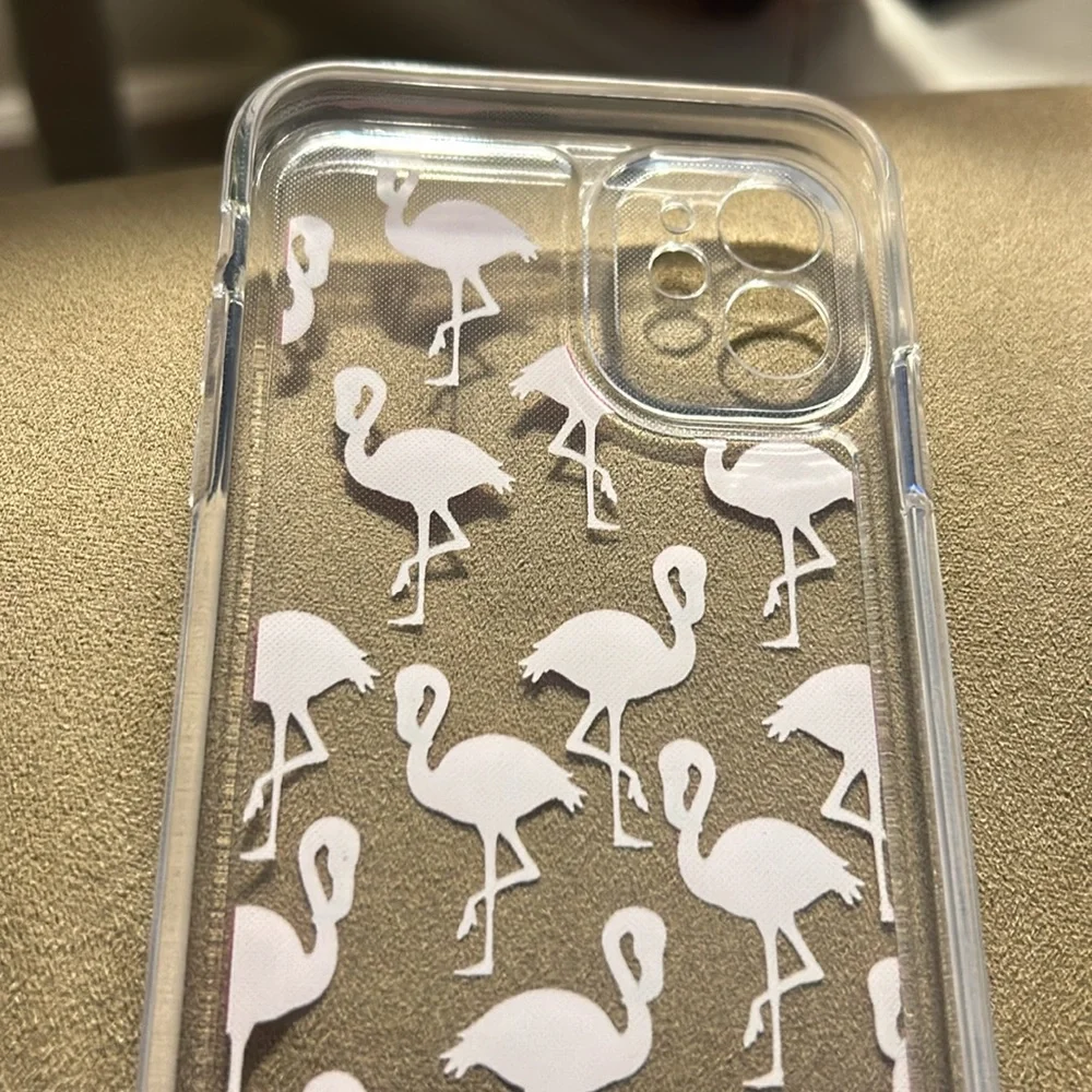 iPhone 11 case - Picture 3 of 3